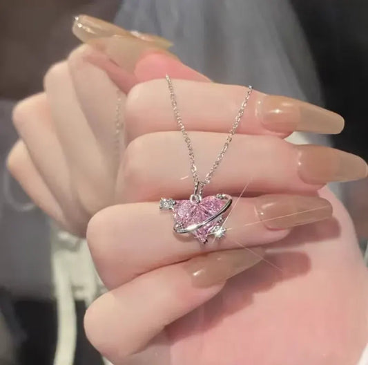 ハート型ロックモチーフネックレス💘