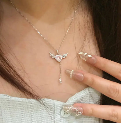 ダイヤモンド エンジェルハート デザインネックレス